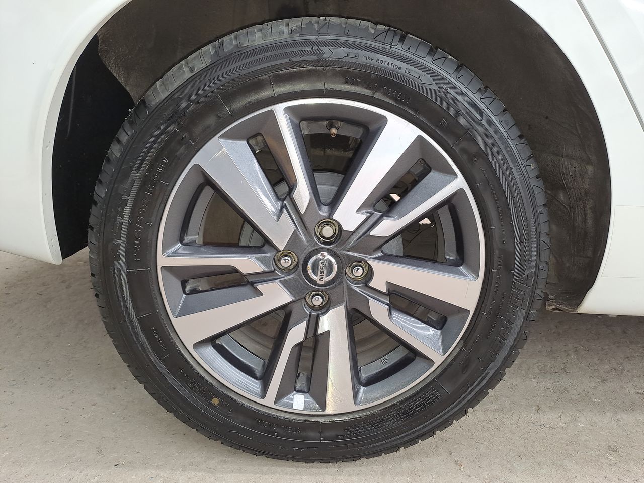 2022 Nissan VERSA ADVANCE CVT 22