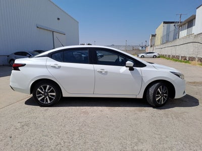 2022 Nissan VERSA ADVANCE CVT 22