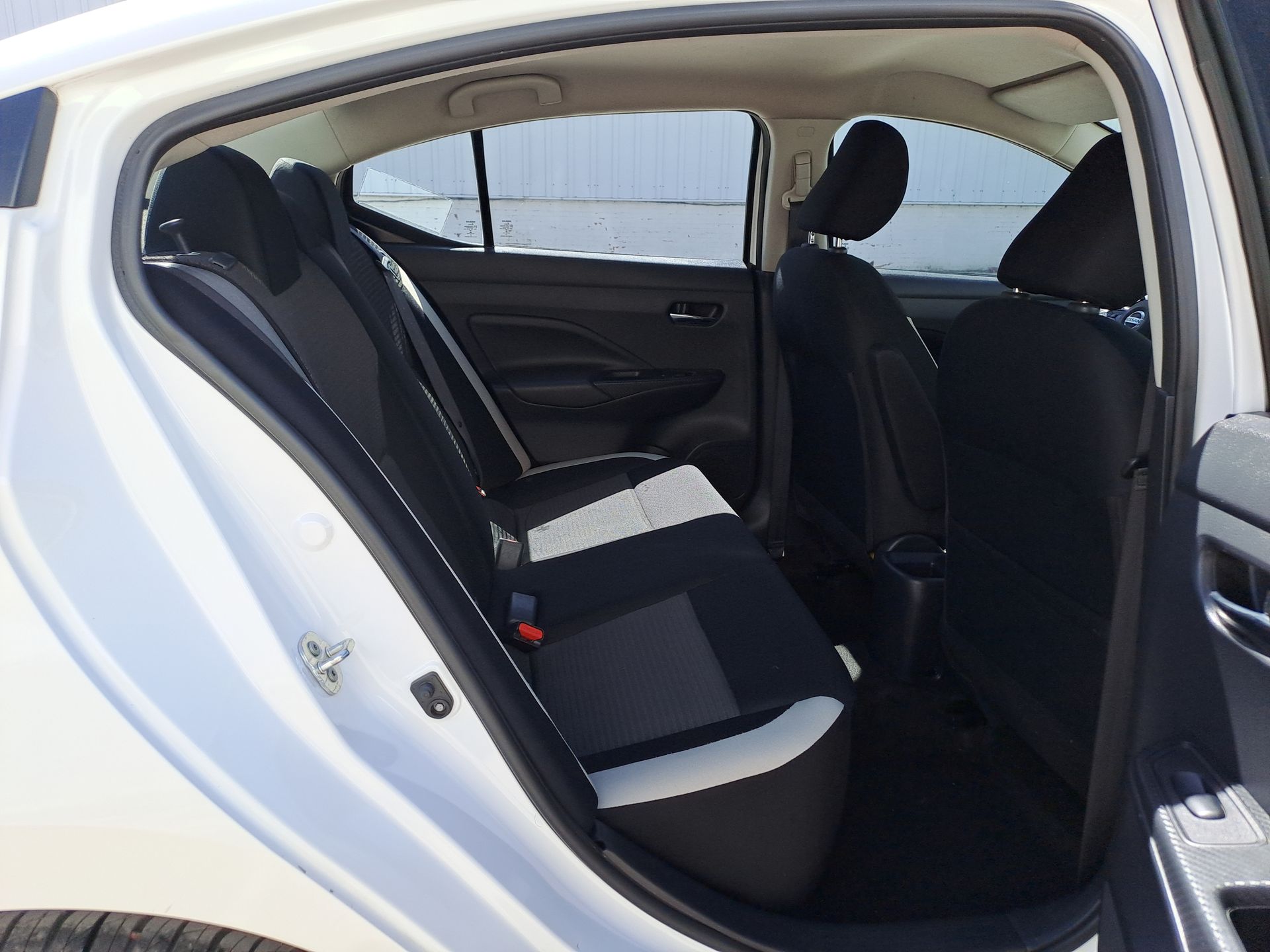 2022 Nissan VERSA ADVANCE CVT 22