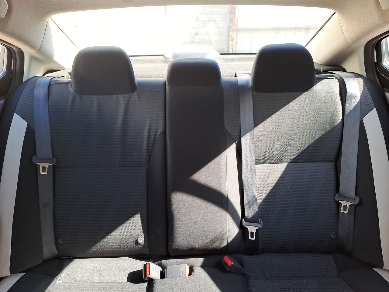 2022 Nissan VERSA ADVANCE CVT 22