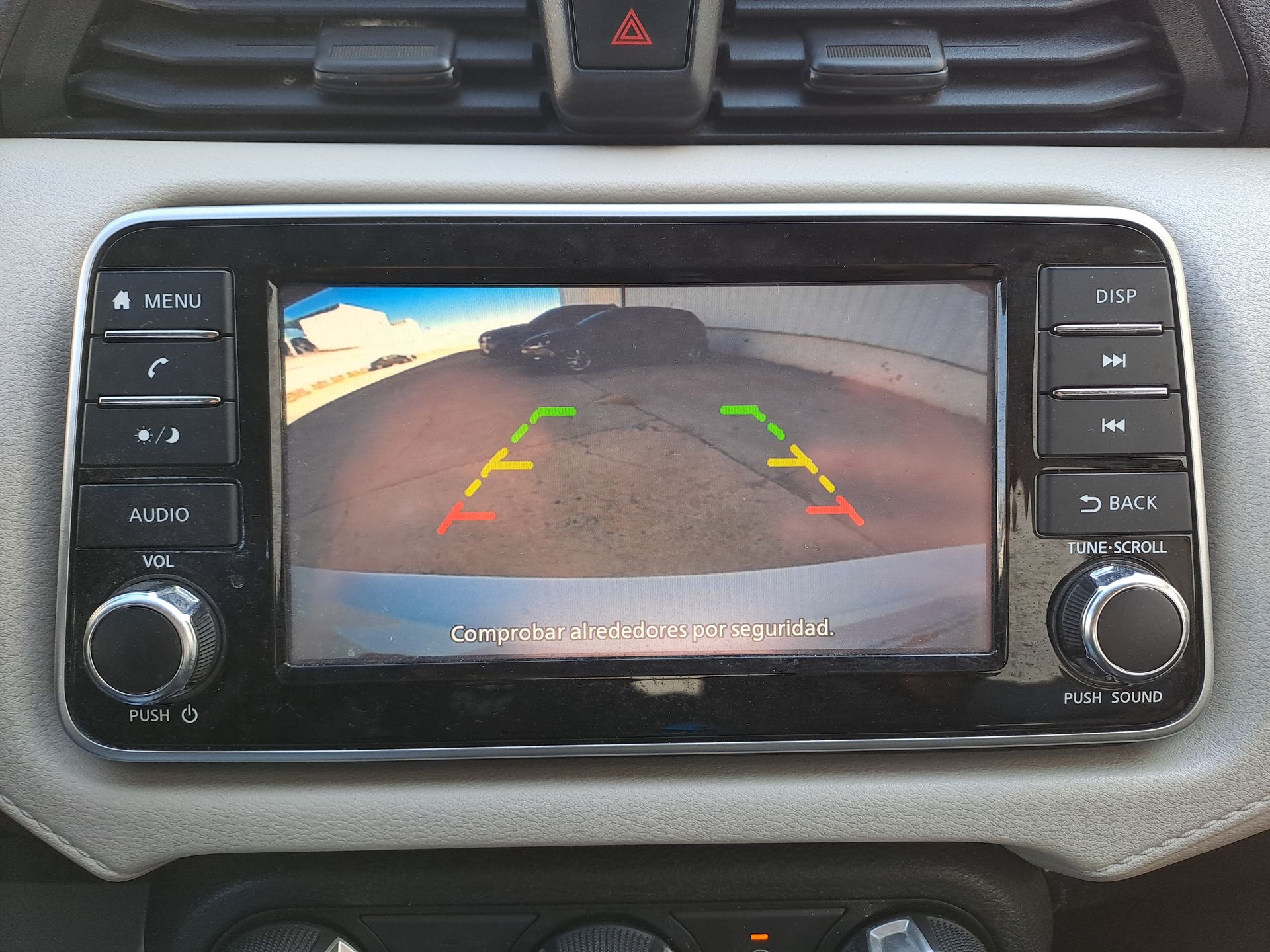 2022 Nissan VERSA ADVANCE CVT 22