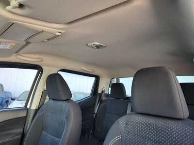 2020 Nissan FRONTIER DOBLE CABINA SE TM AC PAQ SEG 6VEL