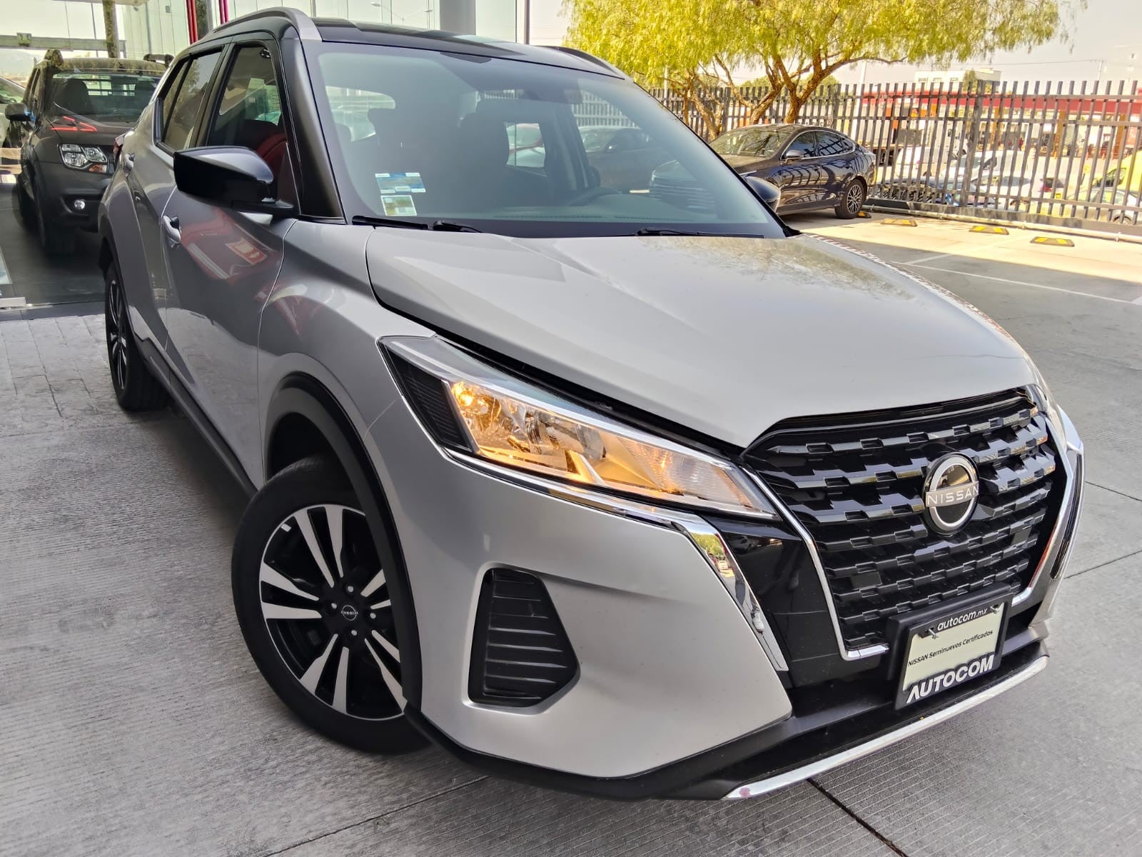 2022 Nissan KICKS KICKS ADVANCE CVT NEGRO