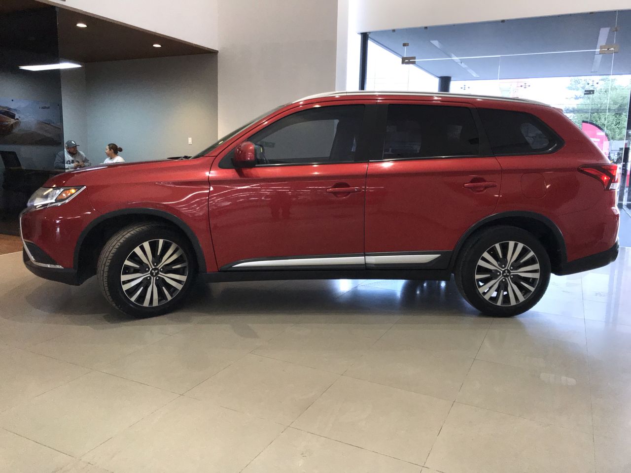 2019 Mitsubishi OUTLANDER ES