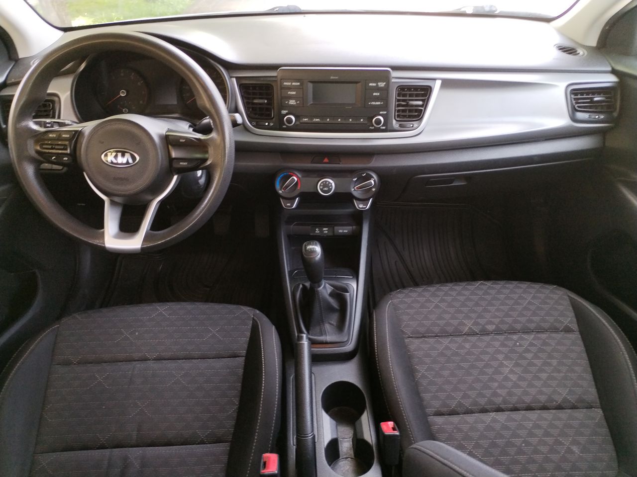 2020 Kia RIO SEDÁN LX TA