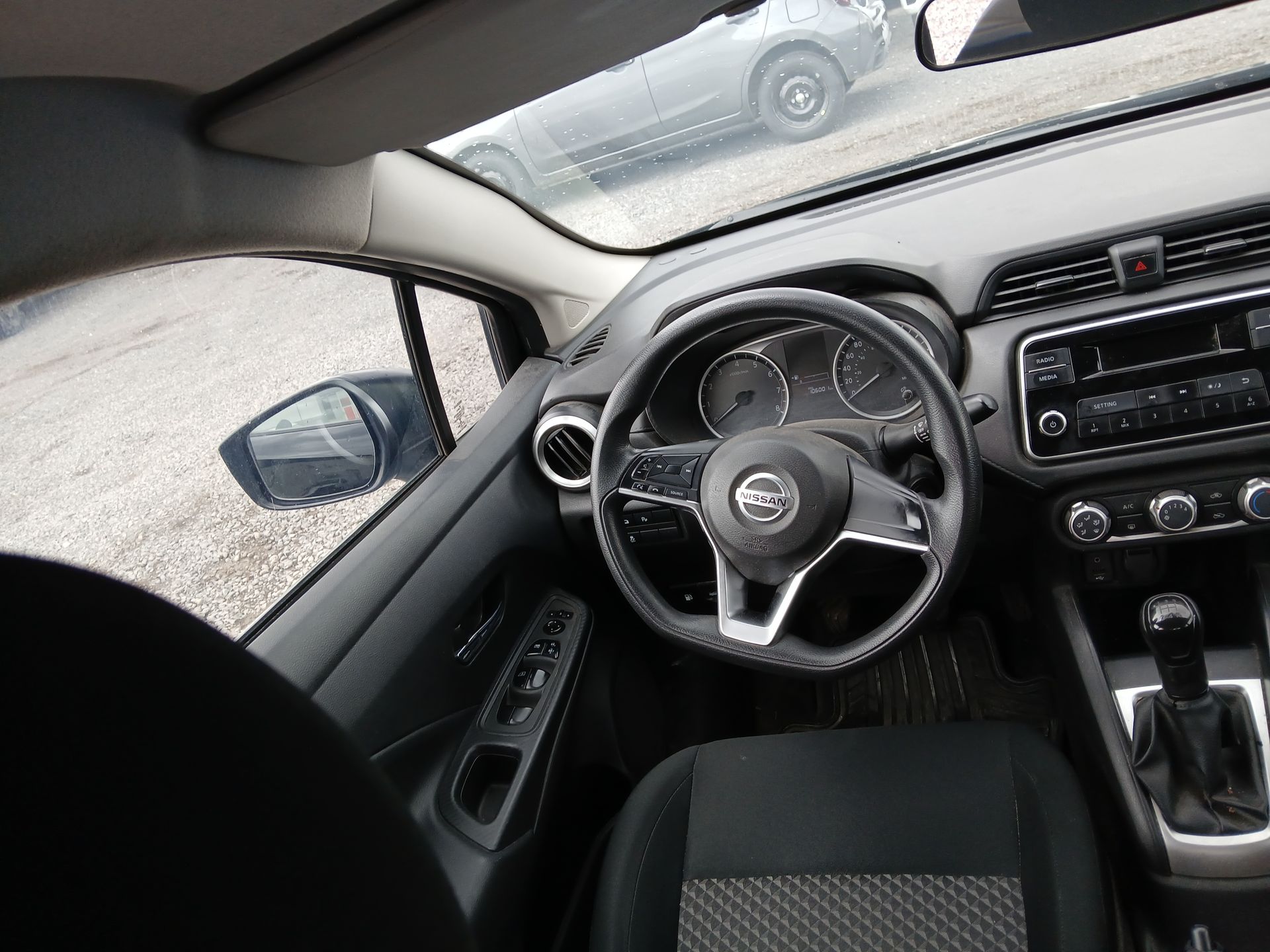 2022 Nissan VERSA SENSE MT 22