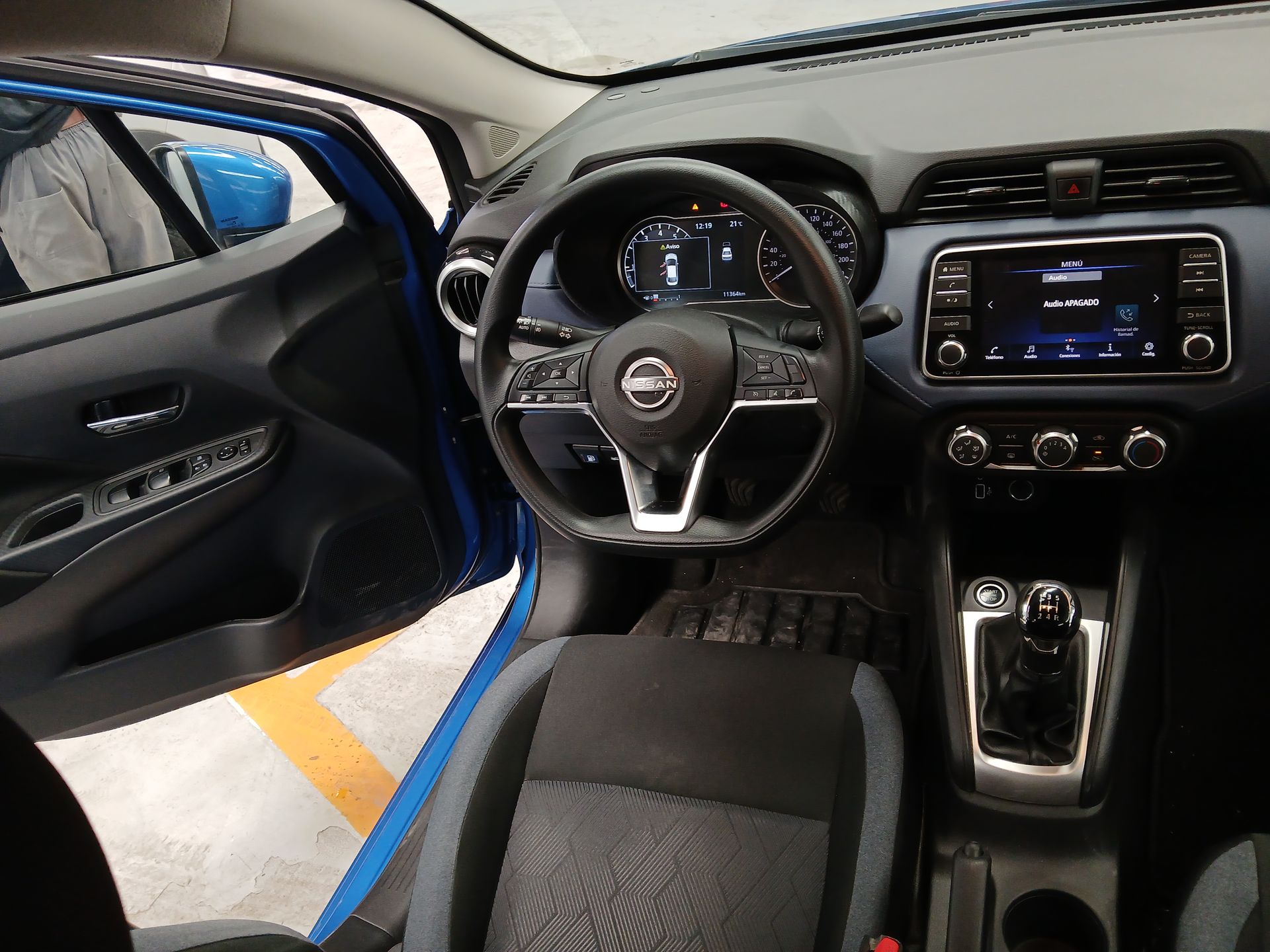 2024 Nissan VERSA VERSA ADVANCE MT