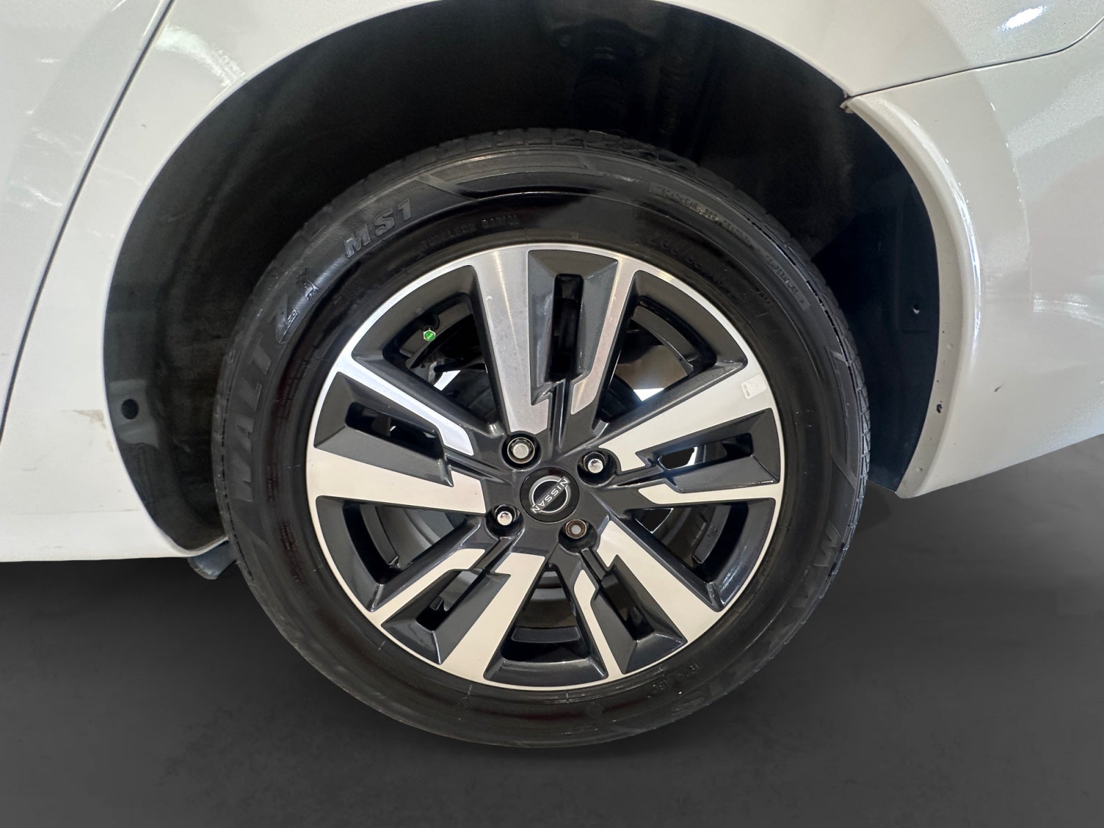 2024 Nissan VERSA ADVANCE MT 24