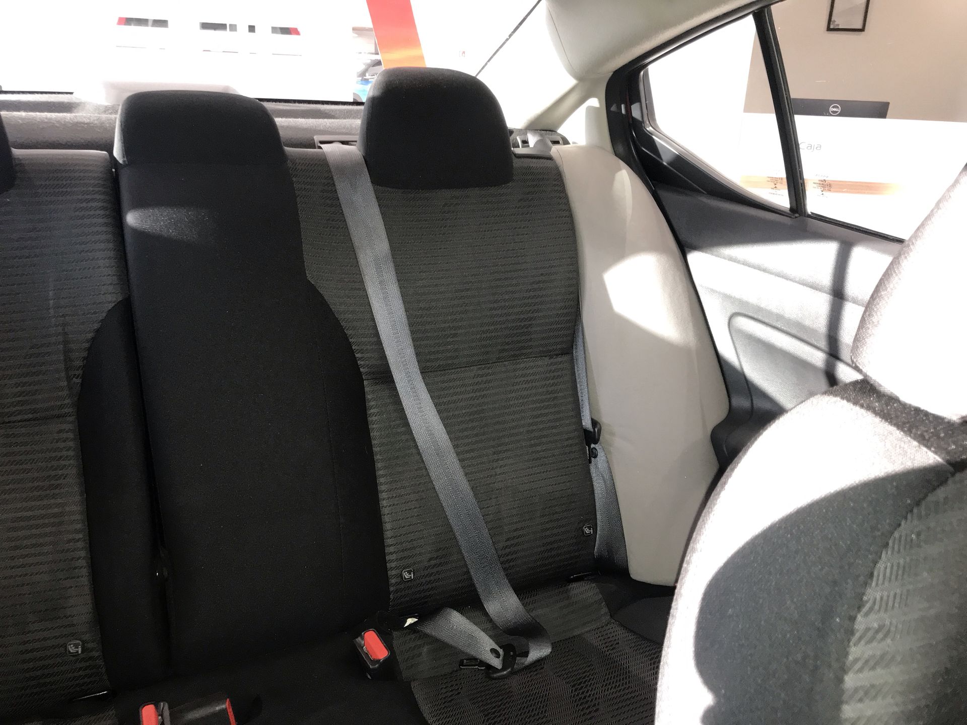 2022 Nissan VERSA ADVANCE MT 22