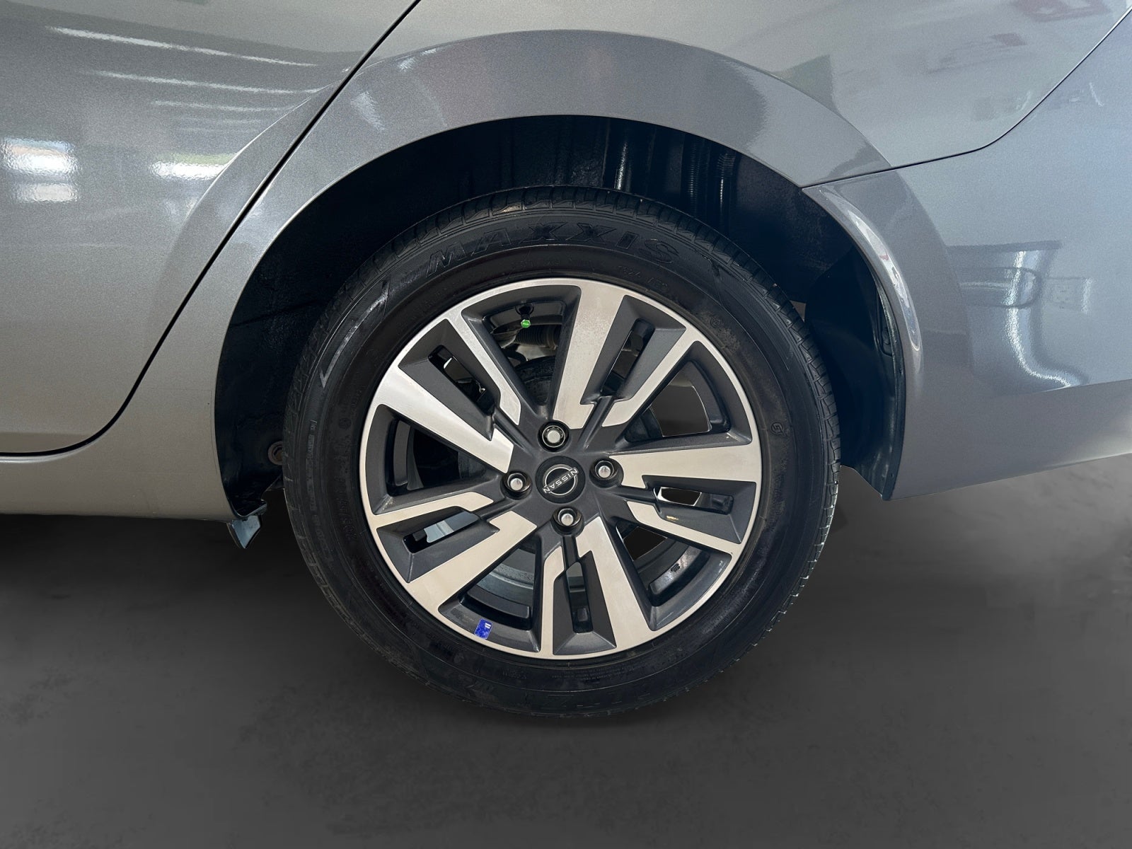 2024 Nissan VERSA ADVANCE MT 24