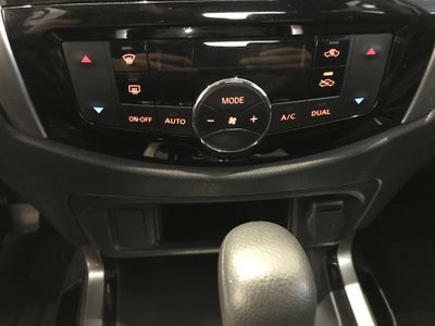 2021 Nissan FRONTIER LE TA 21