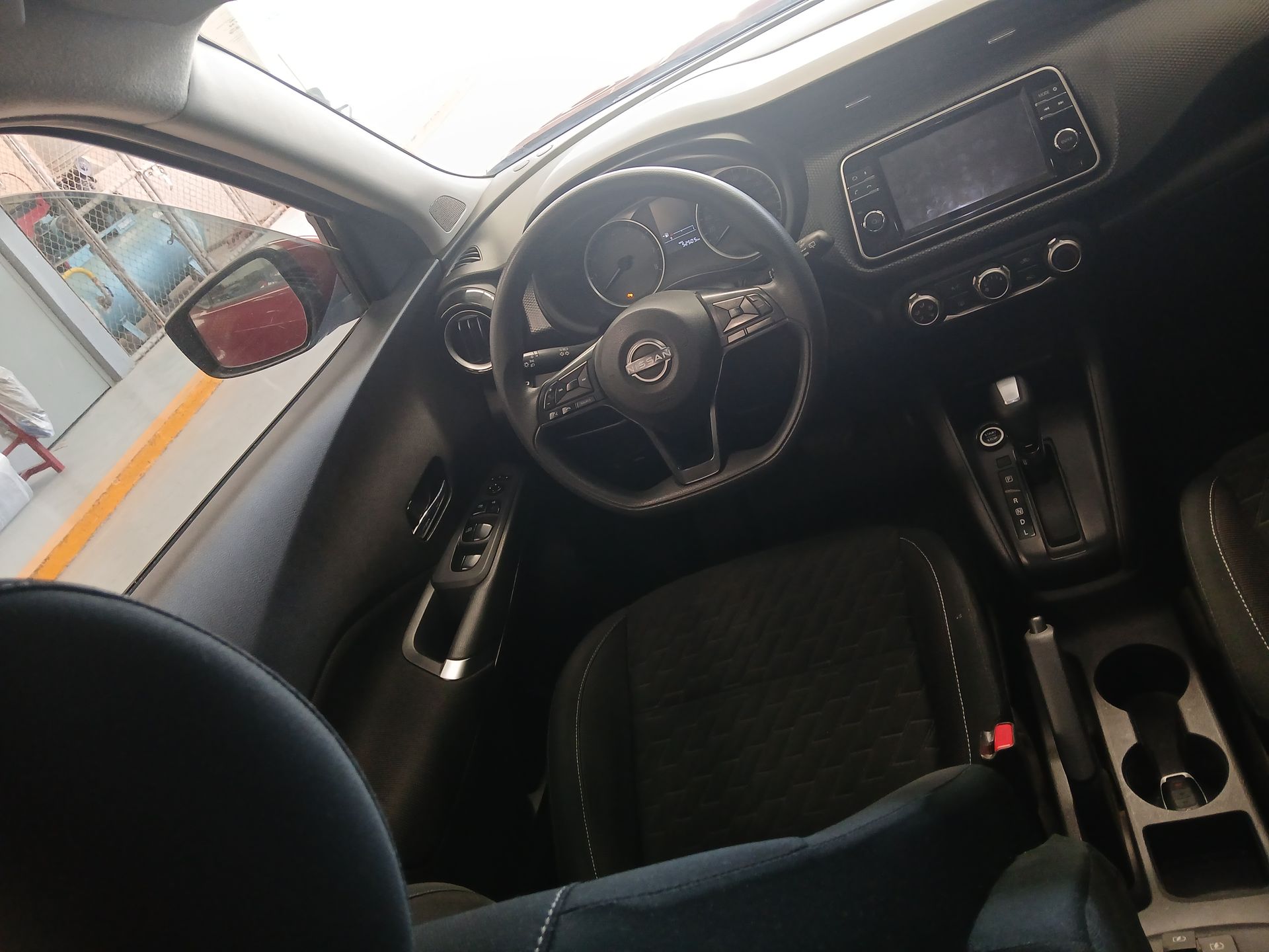 2023 Nissan KICKS KICKS ADVANCE CVT NEGRO