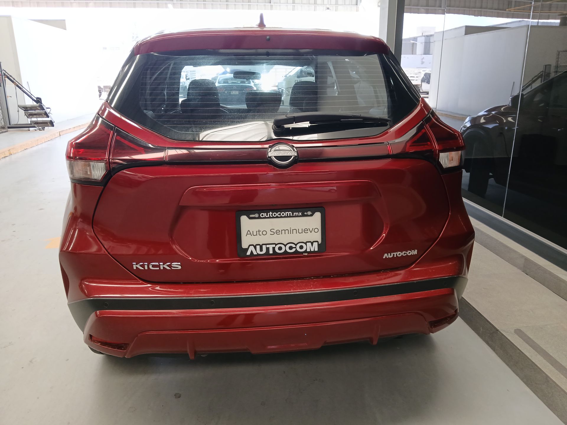 2023 Nissan KICKS KICKS ADVANCE CVT NEGRO