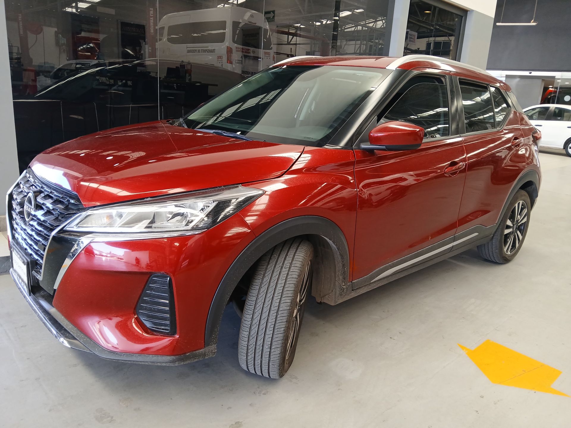 2023 Nissan KICKS KICKS ADVANCE CVT NEGRO