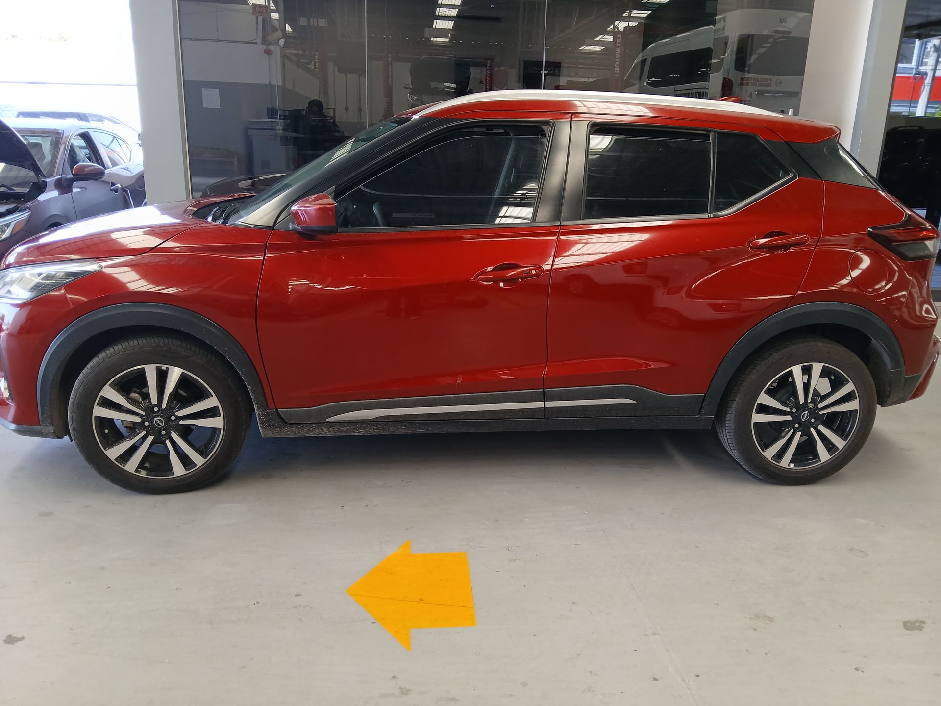 2023 Nissan KICKS KICKS ADVANCE CVT NEGRO