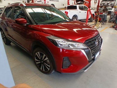 2023 Nissan KICKS KICKS ADVANCE CVT NEGRO