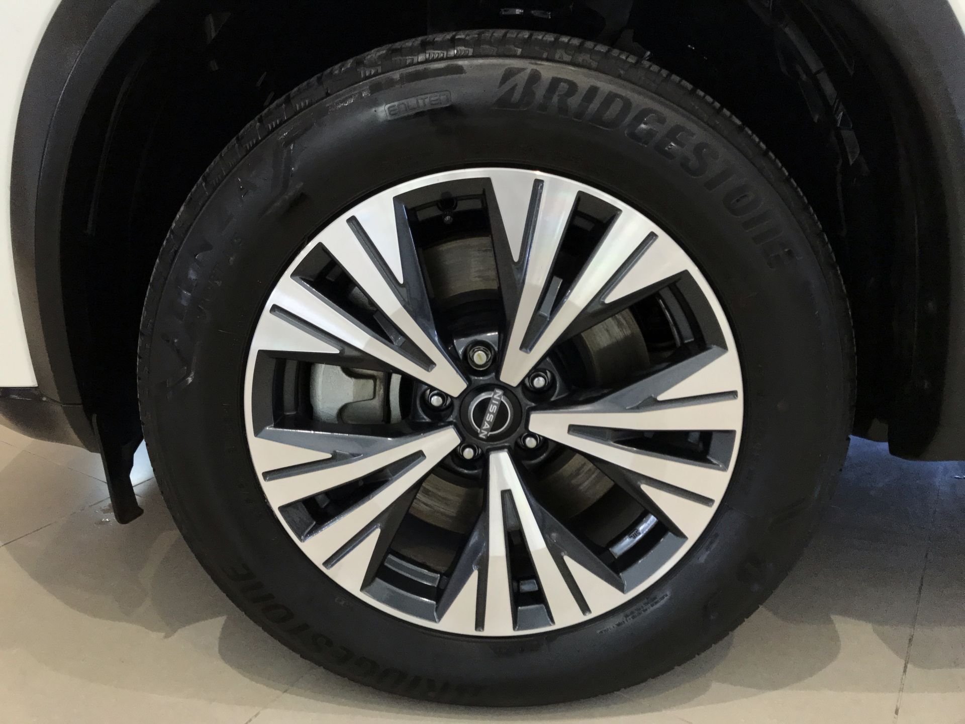 2025 Nissan X-TRAIL EXCLUSIVE E-POWER 2 ROW 25