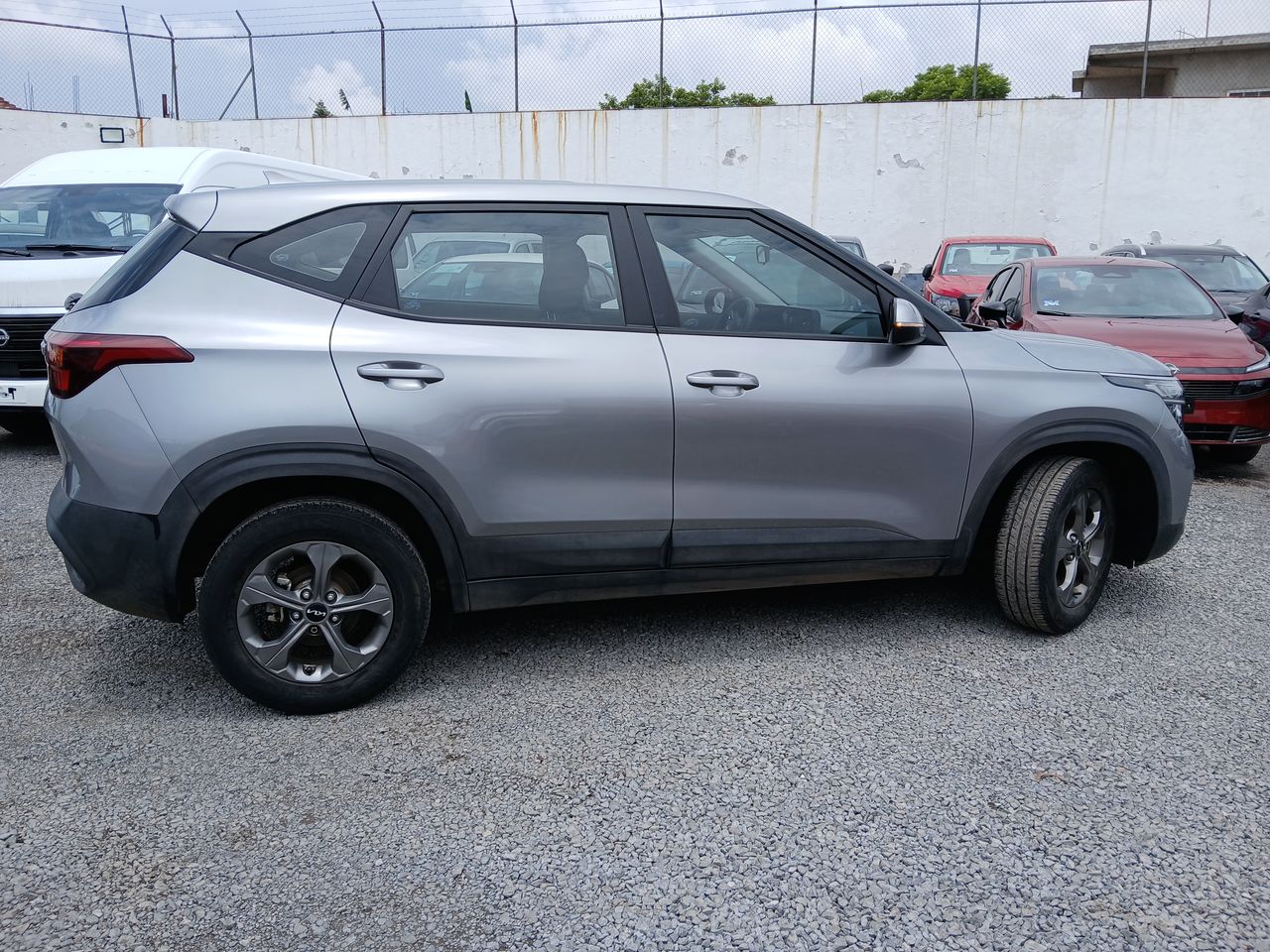 2023 Kia SELTOS EX TA