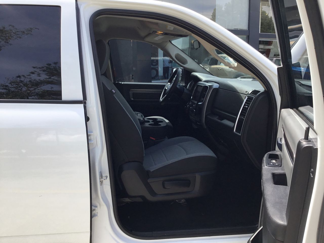 2023 RAM RAM 1500 HEMI SPORT CREW CAB 4X4 V8 8AT
