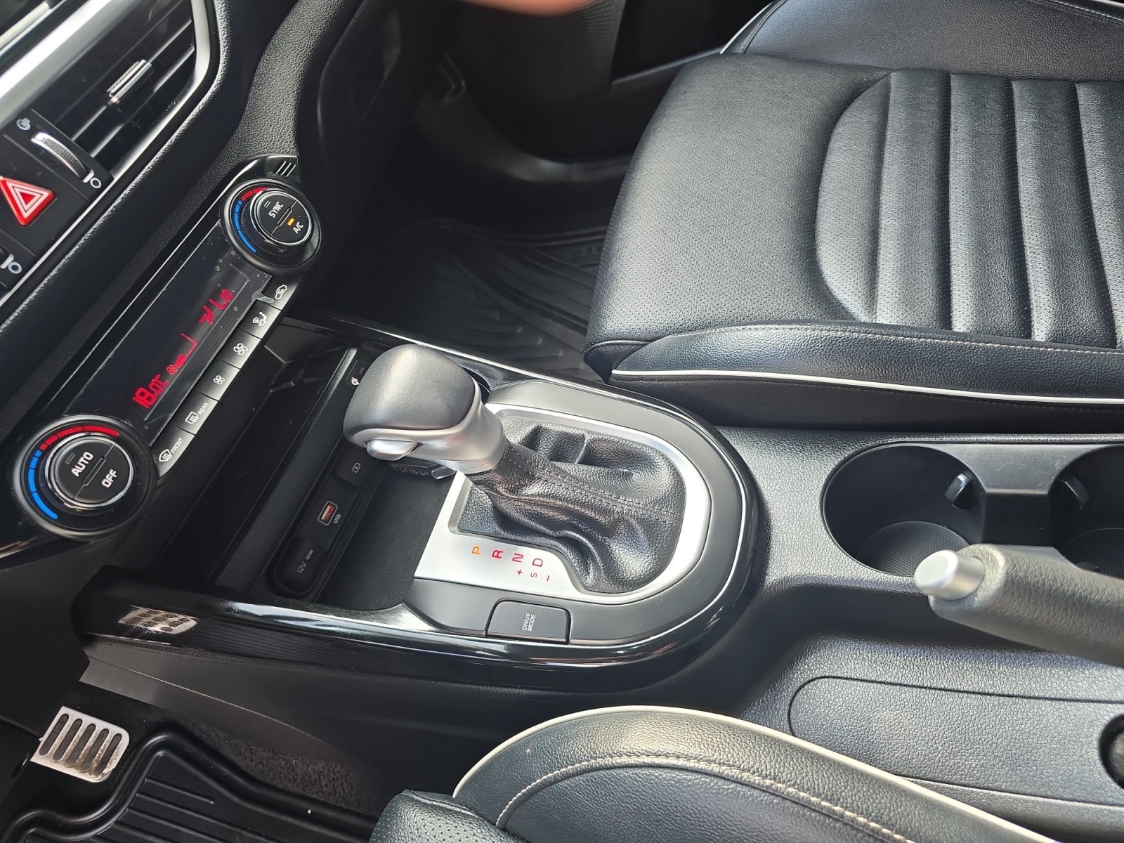 2023 Kia FORTE GT LINE