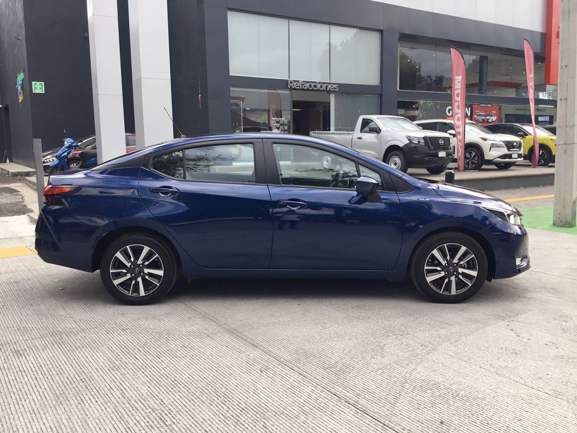 2024 Nissan VERSA ADVANCE CVT 24