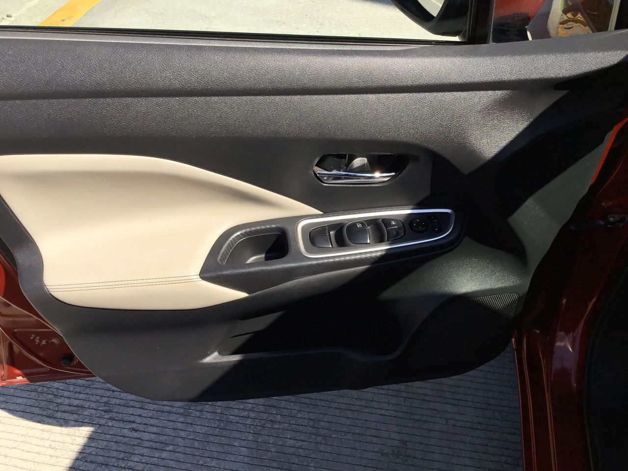 2020 Nissan VERSA PLATINUM CVT