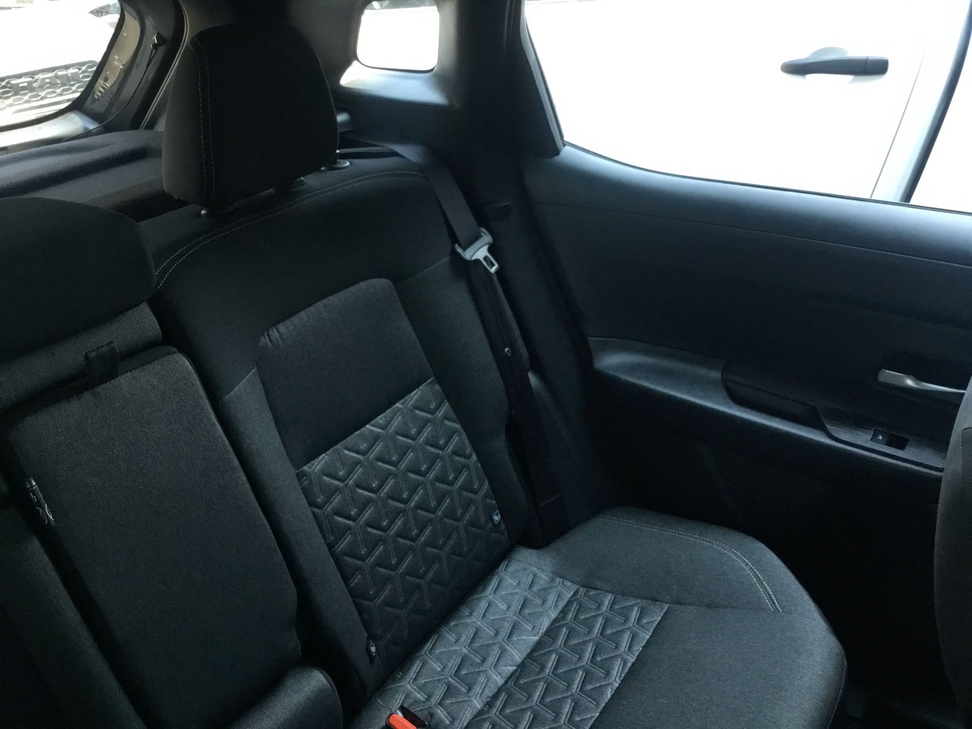 2025 Nissan KICKS ADVANCE CVT