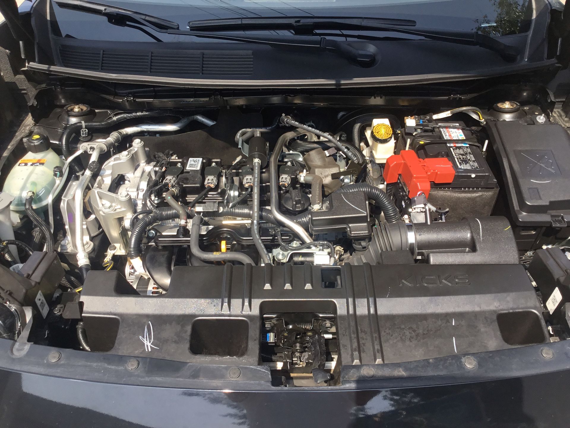 2025 Nissan KICKS ADVANCE CVT