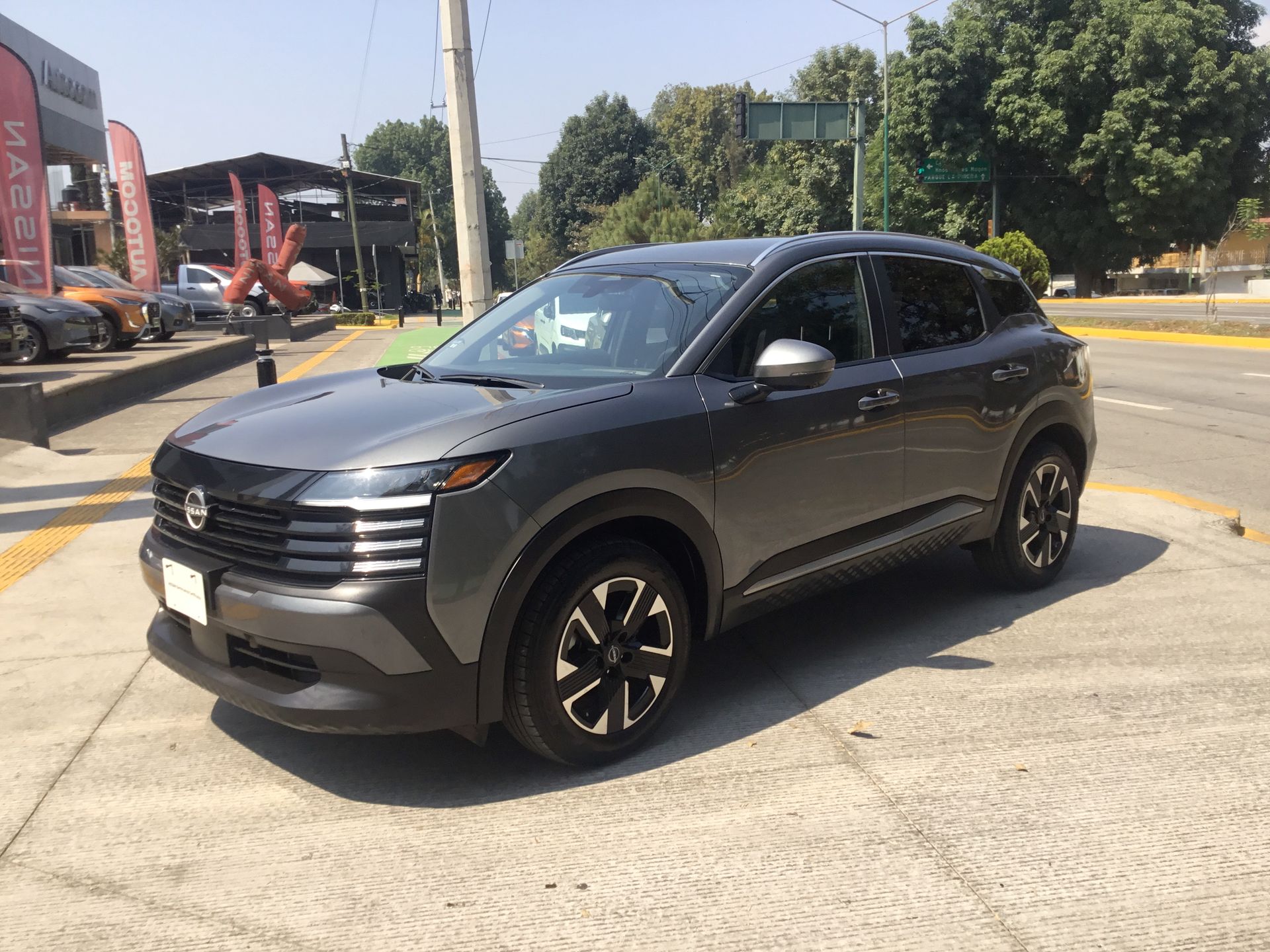 2025 Nissan KICKS ADVANCE CVT