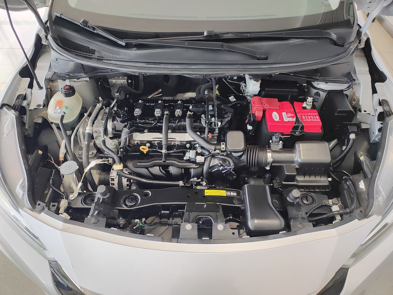 2020 Nissan VERSA SENSE MT