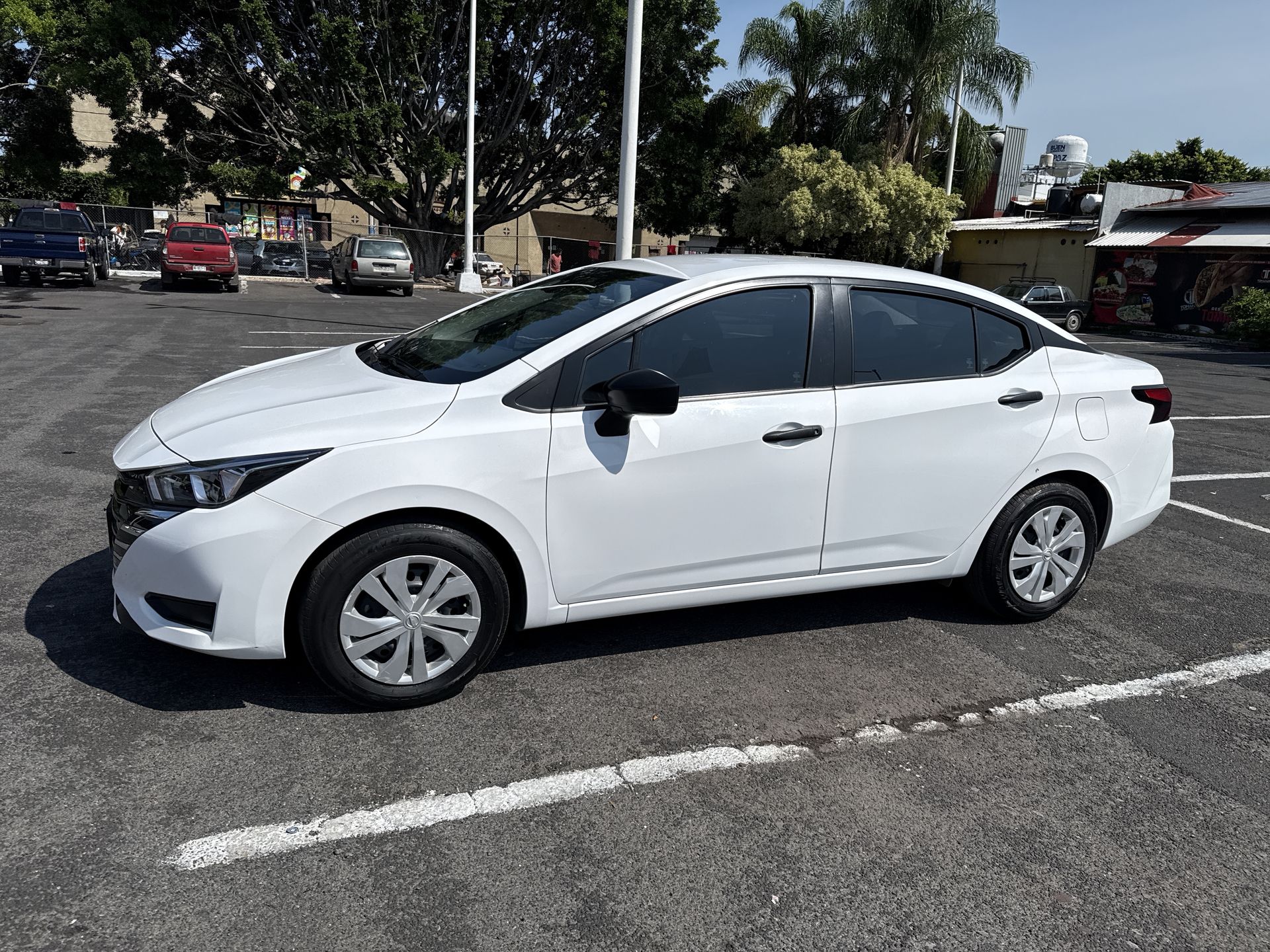 2024 Nissan VERSA SENSE MT 24