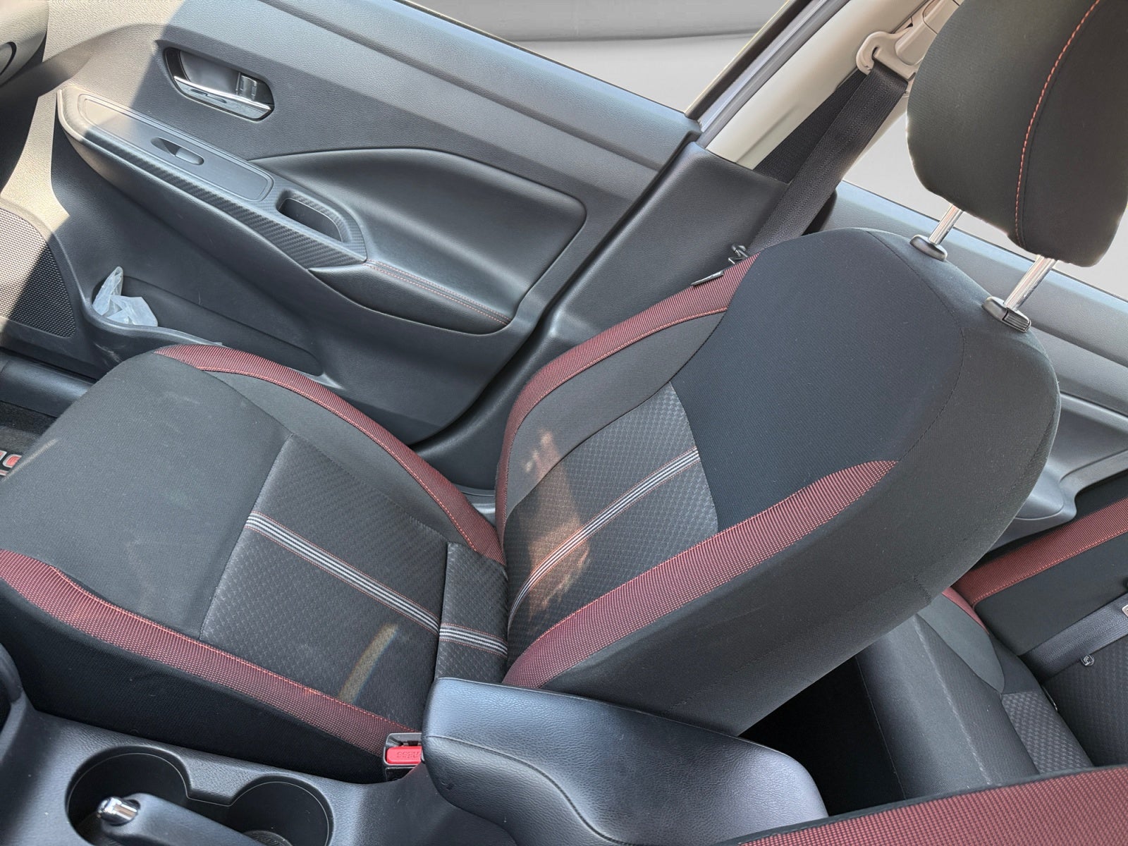 2025 Nissan VERSA SR CVT 25