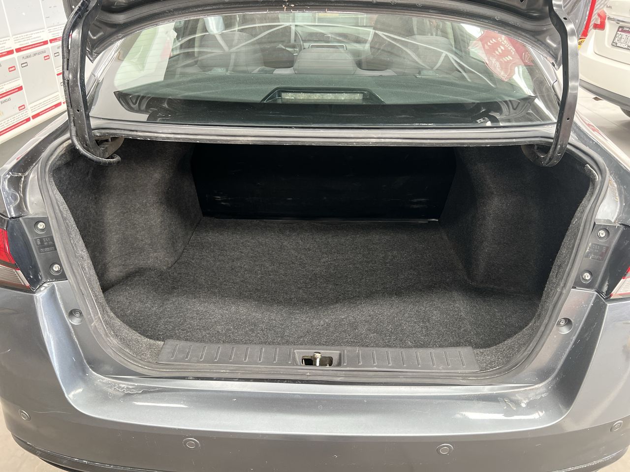 2021 Nissan VERSA SENSE CVT 21