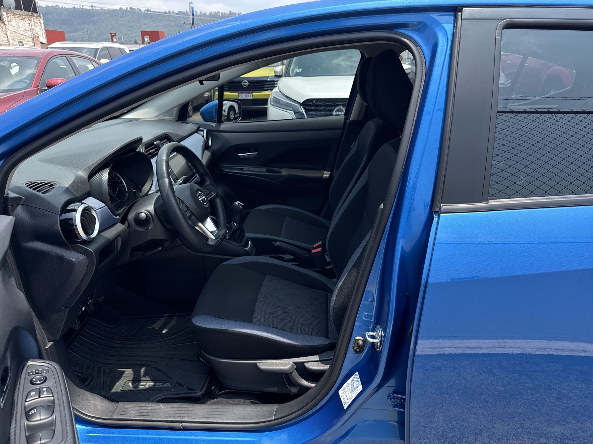 2024 Nissan VERSA ADVANCE MT 24
