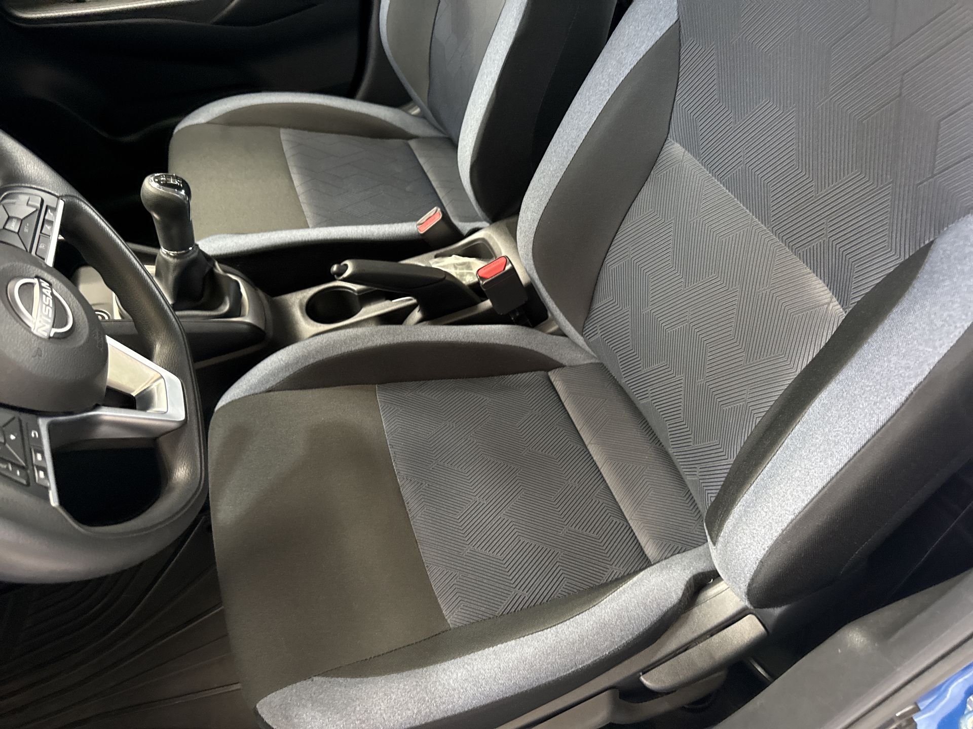 2024 Nissan VERSA ADVANCE MT 24