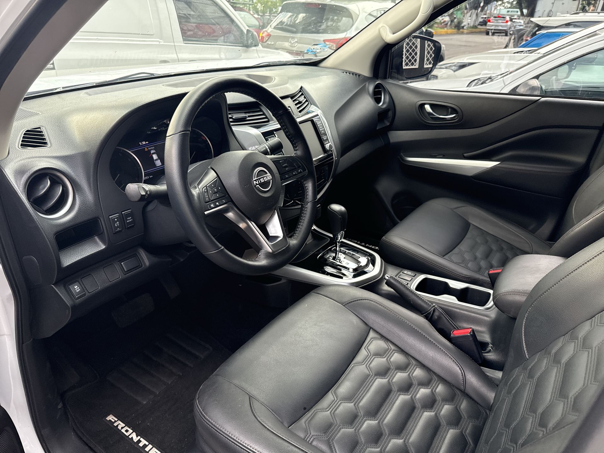 2023 Nissan FRONTIER PLATINUM LE TA 23