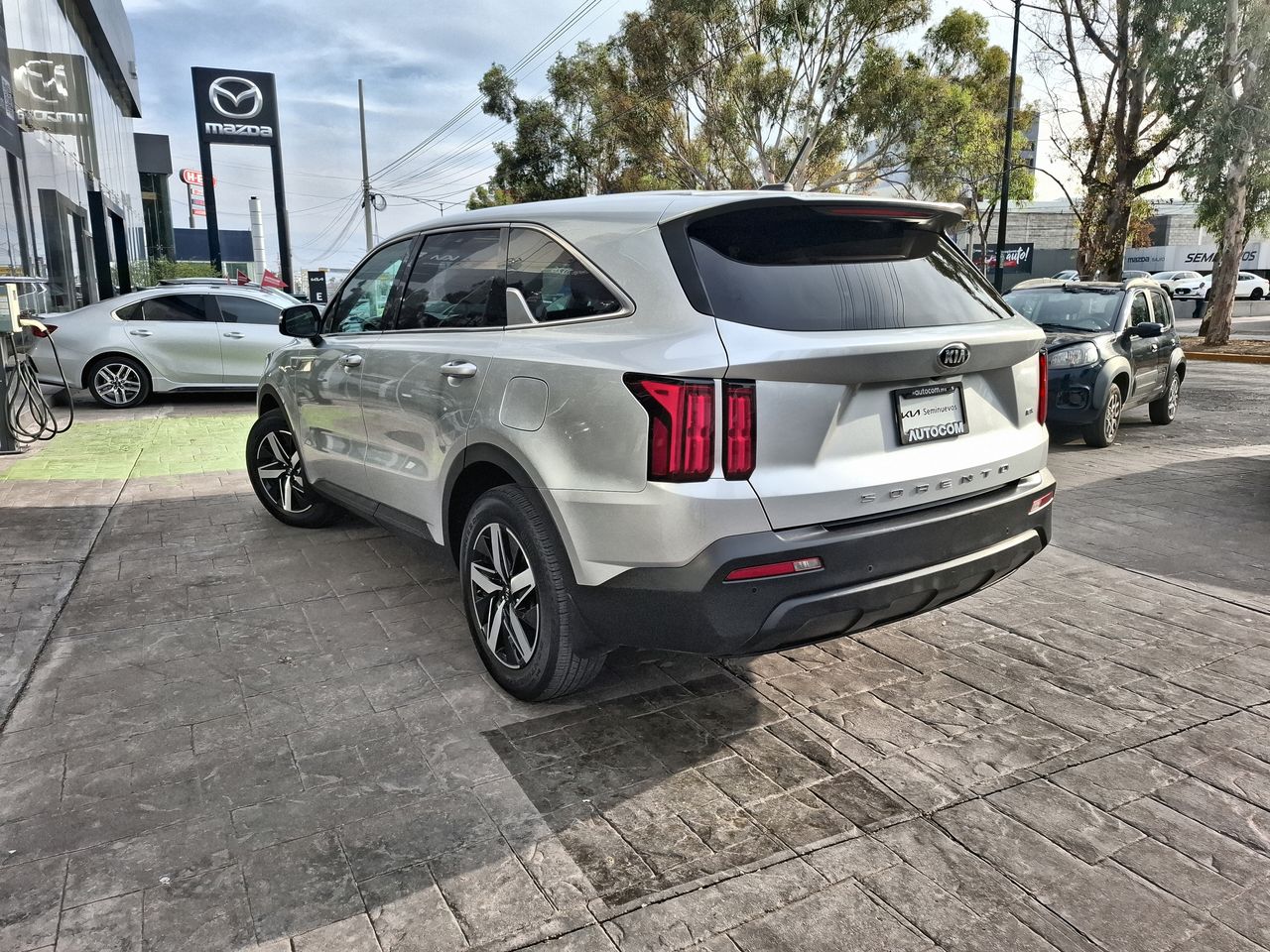 2021 Kia SORENTO EX
