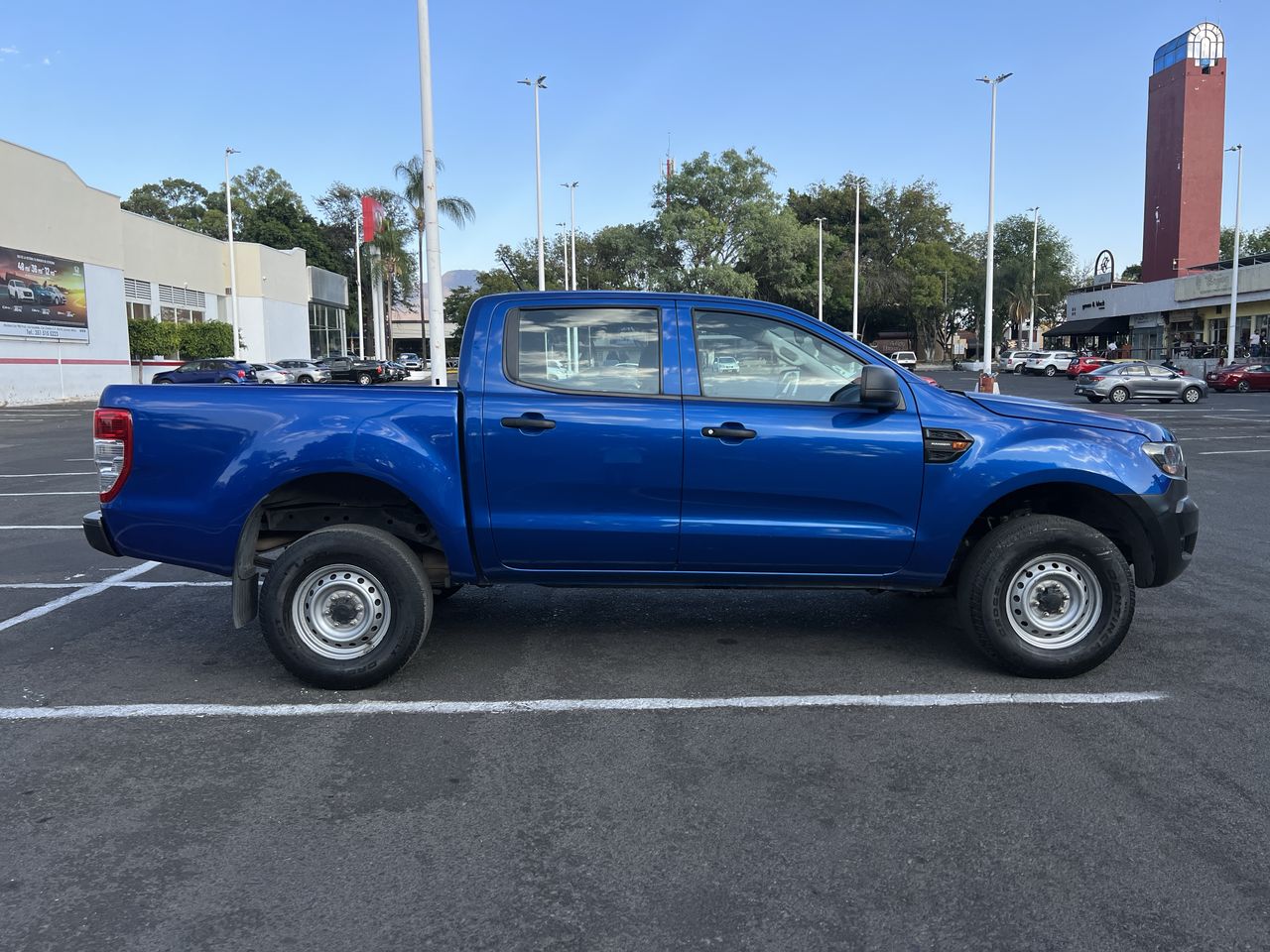 2020 Ford RANGER XLT GAS CREW CAB 2.5L 4X2