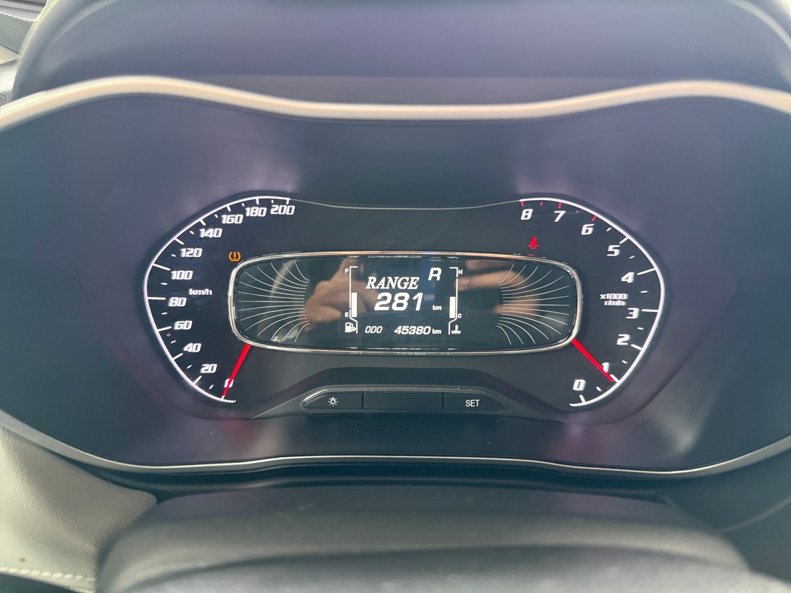 2022 Chevrolet GROOVE LT AT