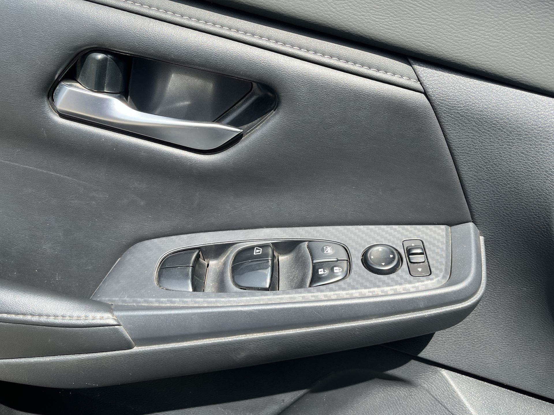 2023 Nissan SENTRA ADVANCE CVT 23