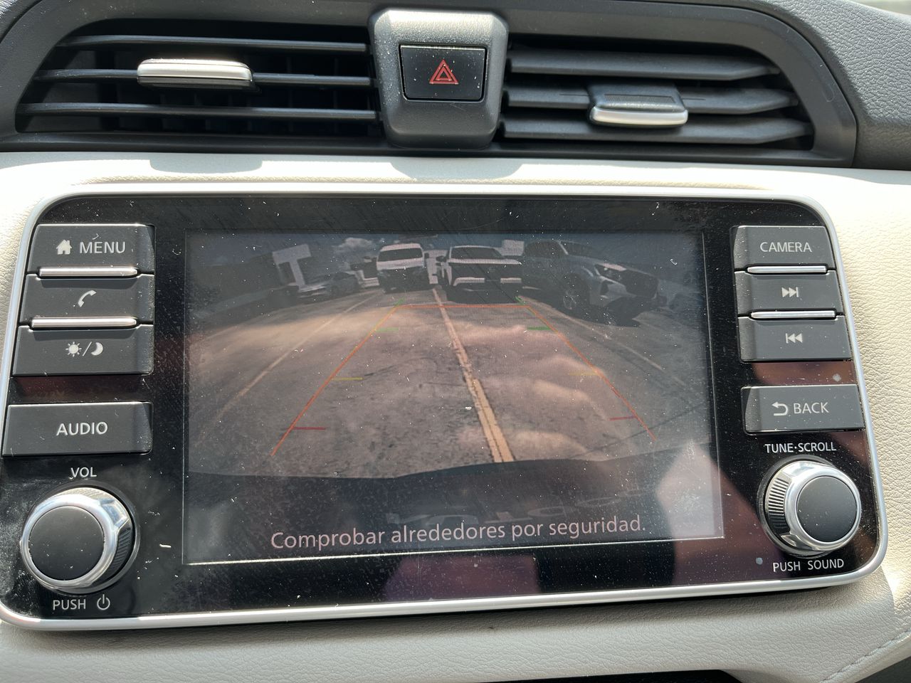2020 Nissan VERSA ADVANCE CVT