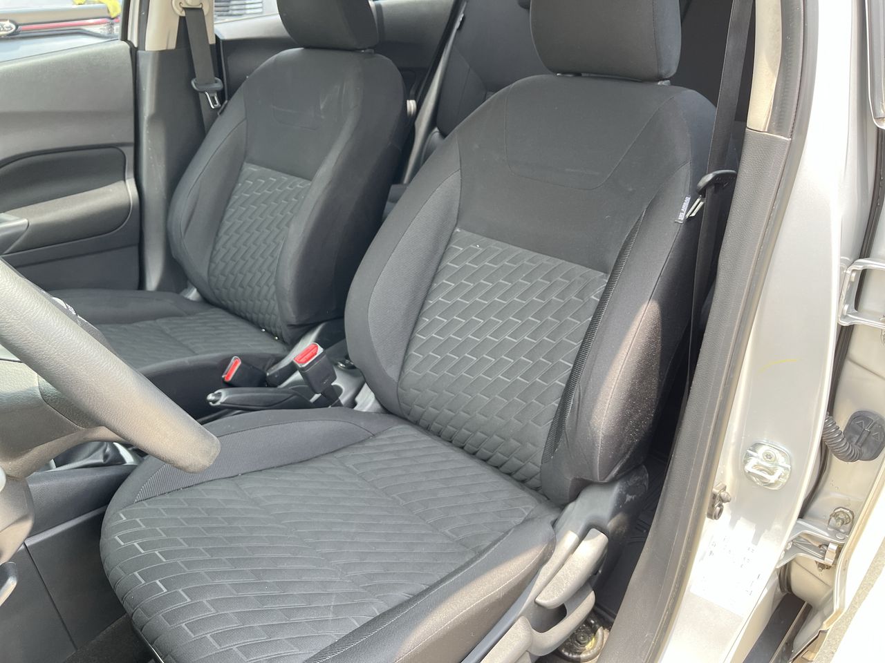 2022 Nissan KICKS ADVANCE 1.6 LTS MT 22