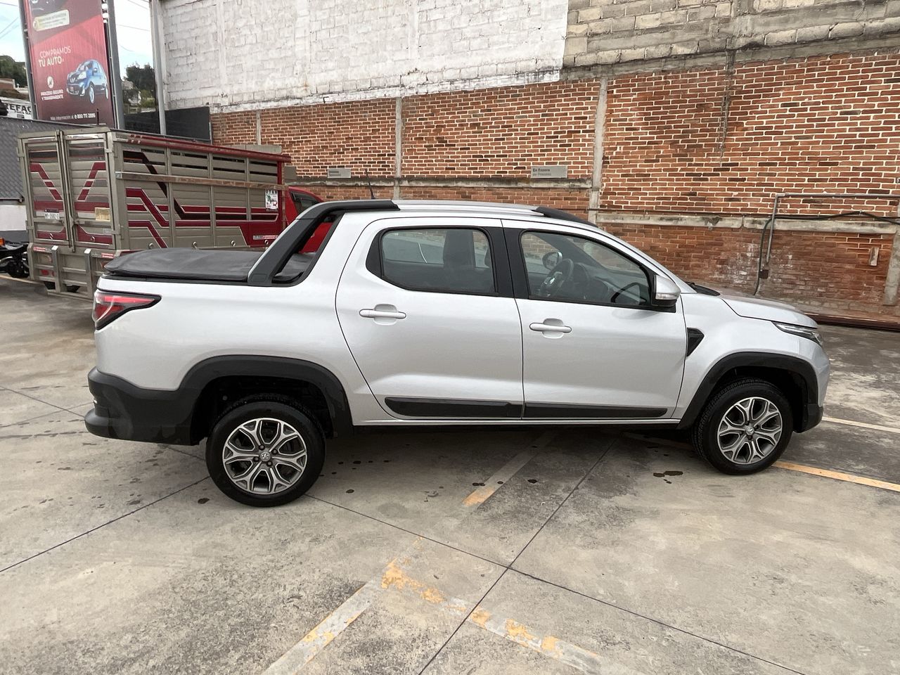 2023 RAM JOURNEY LARAMIE CREW CAB