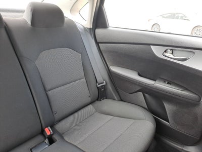 2023 Kia FORTE LX IVT