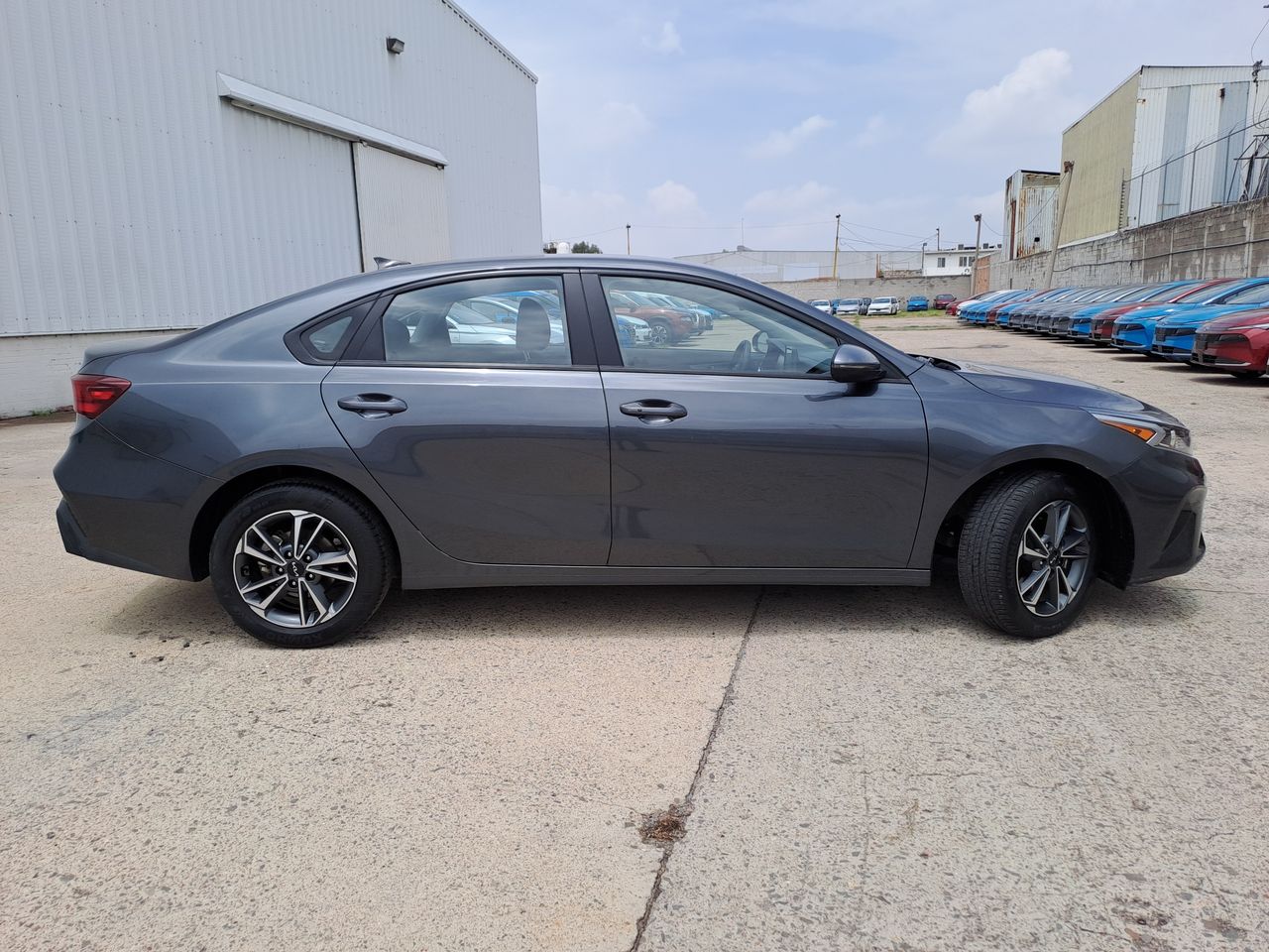 2023 Kia FORTE LX IVT