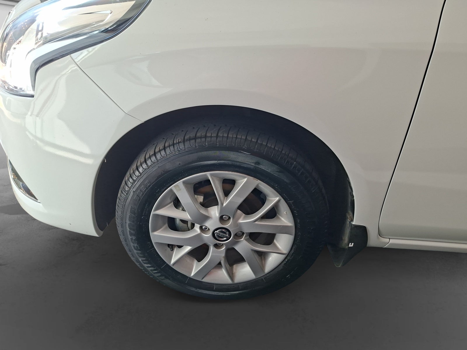 2022 Nissan V-DRIVE MT AC 1.6L 22