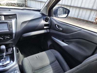 2022 Nissan FRONTIER LE TA 22