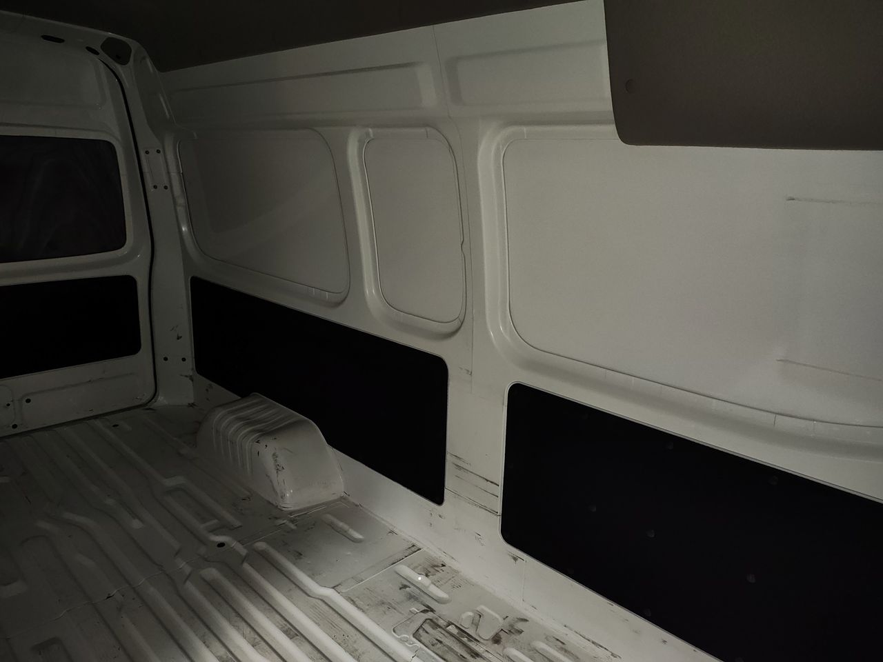 2024 Nissan NV350 PANEL AMPLIA AA 24