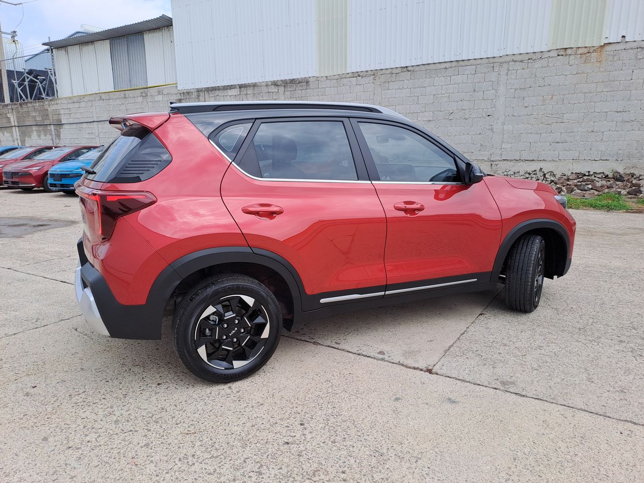 2026 Kia SONET SX IVT