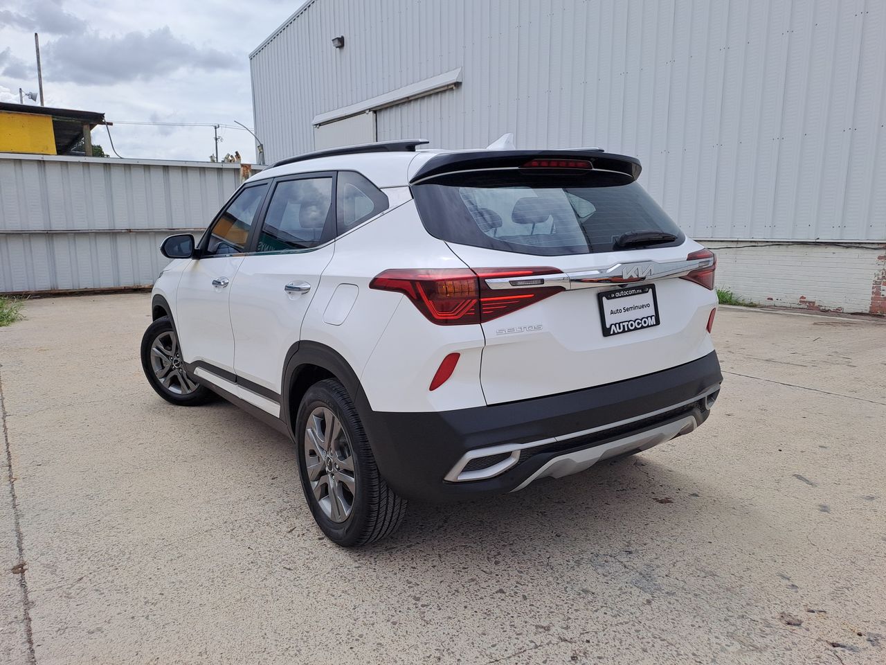 2023 Kia SELTOS SX